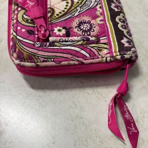 Vera Bradley Very Berry Paisley Twist-lock Wallet - Picture 6 of 7